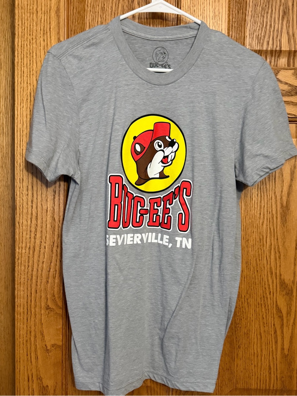 Buc’ees t-shirt men’s size small